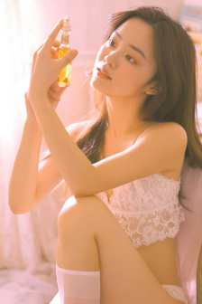 蜜桃狠狠色伊人亚洲综合网站